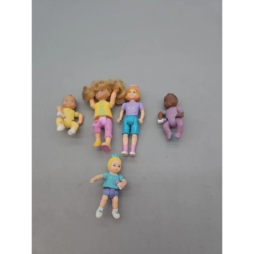 Fisher Price Loving Family Figures 2 Babies Toddler 2 Girls  5 Piece Lot Vintage